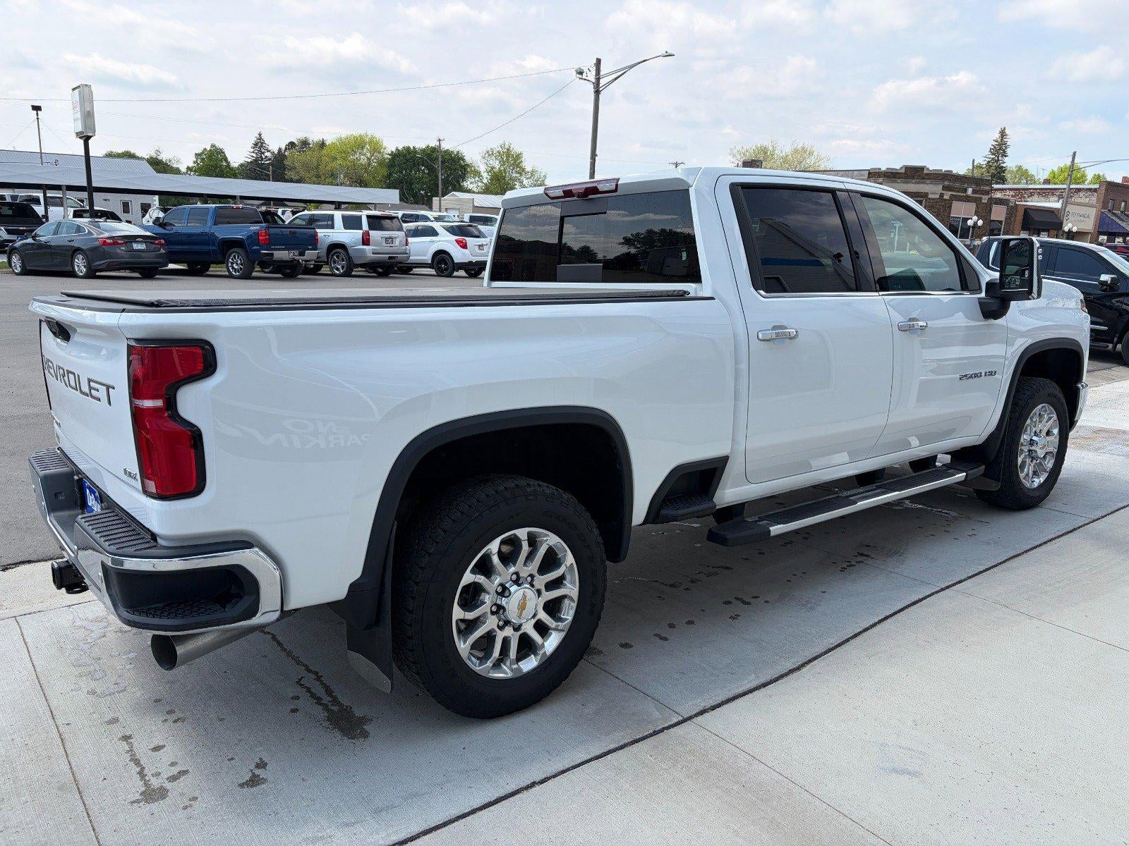 2025 Chevrolet Silverado 2500 HD — detail view