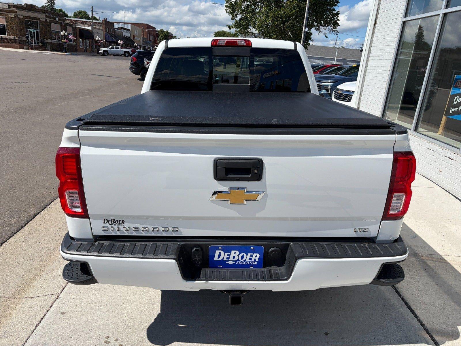 2016 Chevrolet Silverado 1500 — interior view
